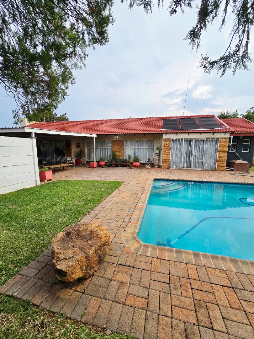 3 Bedroom Property for Sale in Wilkeville North West